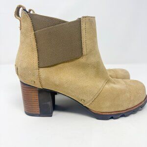 Sorel Addington Heeled Chelsea Boot Women's 10 Tan/Camel Suede Waterproof